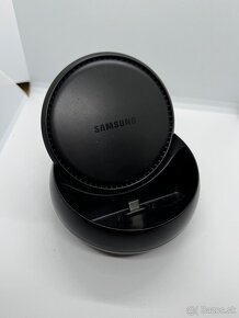 Samsung DeX Station - 3