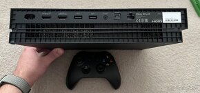 Xbox One X 1TB +hry - 3