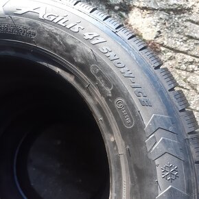 Nove zimne 195/70r15 - 3