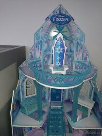 Hrad Frozen - 3