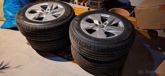 Škoda Paget 7jx17 + nové letne pneu Kumho 215/65 R17 - 3