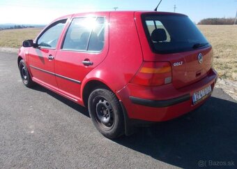 Volkswagen Golf 1,4 55KW nová STK,koup ČR benzín manuál - 3