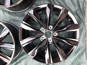 Alu disky Volkswagen T5 T6 R18 5x120 Springfield - 3