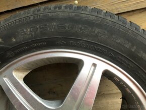 205/60 r16 - 3