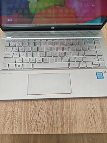 HP Pavilion burgundy - 3