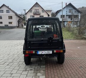 Suzuki samurai - 3