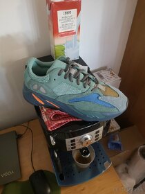 Yeezy 700 Faded azure - 3