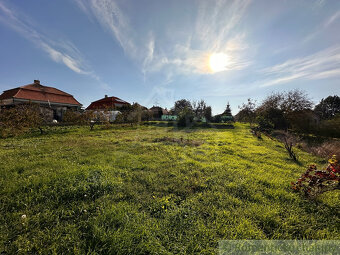 Priestranný 10 a pozemok v slepej uličke - Dvory nad Žitav - 3