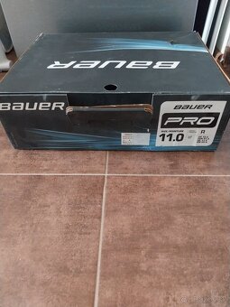 Bauer Pro skate SR - 3