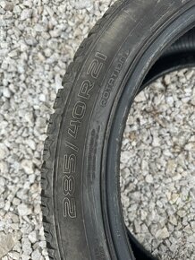 Predám 1ks Nokian 285/40 r21 - 3