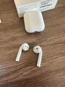 AirPods - 3