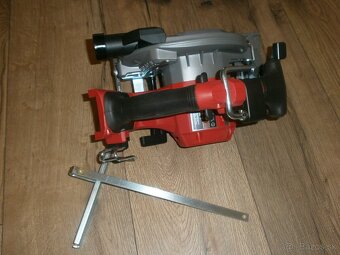 MILWAUKEE M18 FUEL™ Okružná píla na drevo a plasty 55 mm - 3