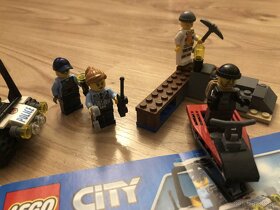 Lego City 60127 - Policajná naháňačka - skúter - 3