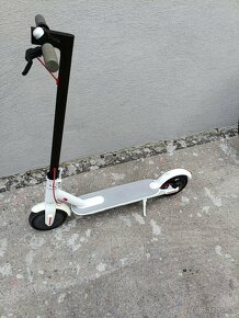 XIAOMI SCOOTER M365 JE V SUPER STAVE OSOBNÍ ODBER KOŠICE - 3