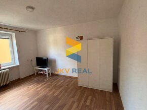 JKV REAL ponúka na prenájom 1 IZBOVÝ BYT na ulici 29. august - 3