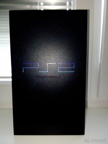 PS2 model SCPH39004 v cene tri hry - 3