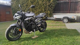 Triumph Street Triple 765 R - 2023 - 3