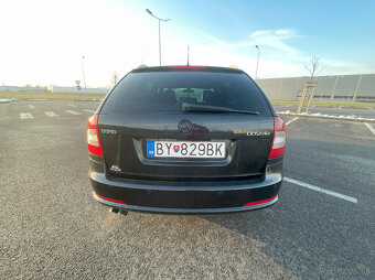 Škoda Octavia Combi 2.0 TDI RS 125kW - 3