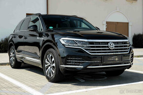 Volkswagen Touareg 3.0TDI 4Motion - 3