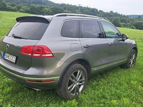 Volkswagen Touareg 3,0 TDI 193kw,262 PS. - 3