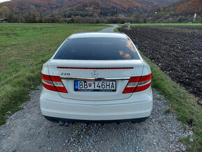 Mercedes CLC 220 c coupe - 3