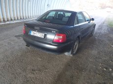 Rozpredam Audi A4 2.6 V6 - 3