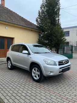 Toyota Rav4 D-CAT 2.2D 4x4 = Uzávierka, 130kW Top Stav = - 3