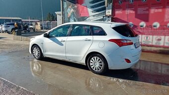 Hyundai i30 1.6crdi - 3