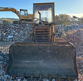 Predám buldozer CAT 951 - 3