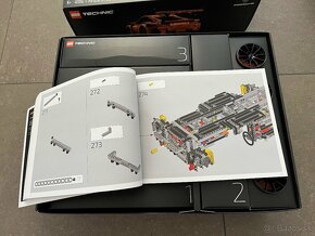 LEGO TECHNIC 42056 Porsche 911 GT3 RS - Z VÝSTAVKY - 3