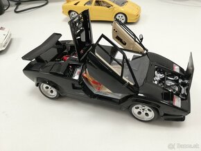 1:18 Lamborghini Countach  +  Diablo  vyrobca Bburago - 3