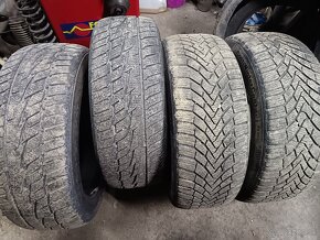 205/55r16 - 3