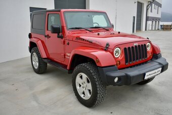 Jeep Wrangler 2.8 CRD SAHARA A/T - 3