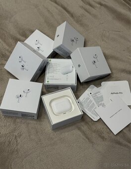 Apple AirPods Pro 2 - 3