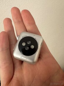 Apple Watch 3 38mm nike strieborné - 3