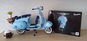 Lego Vespa 125 - 3