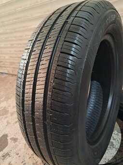 Dunlop celoročné 195/65/R15 - 3