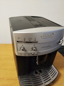 Automaticki kavovar Delonghi - 3