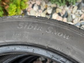 225/45 R17 - 3