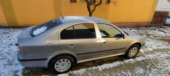 ŠKODA OCTAVIA SEDAN , 1,4 16V , 55kW Benzín - 3