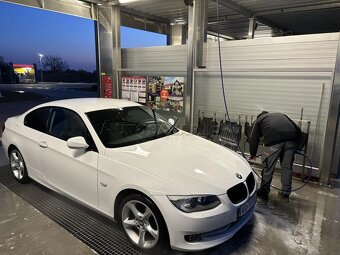 BMW 320i E92 coupe facelift - 3