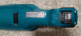 Aku vysávač Makita DCL 282 F + príslušenstvo - 3