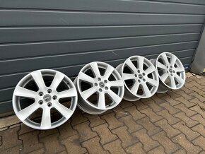 ALU disky 5x112 R17 Borbet - 3