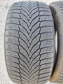 Zimné pneumatiky 225/40 R19 - 3