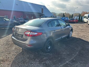 Renault Fluence 1,6 16V 82KW K4M V 8 prodám díly - 3