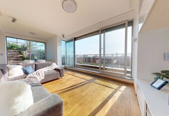 Penthouse s veľkou slnečnou terasou a dvomi parkovacími mies - 3