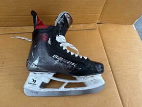 BRUSLE BAUER VAPOR X5 PRO, vel,8.5 /44 FIT3 - 3