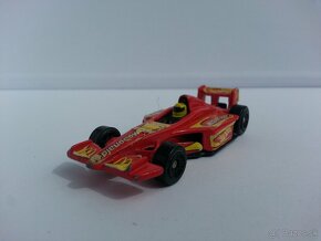 HOT WHEELS - McDonalds FORMULA 1 CAR - POZRI DETAILNÉ FOTO - 3