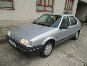 Renault 19 1,4 benzin 43 kwTop tav BEZ KOROZE Garáž - 3