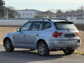 BMW X3 3.0i benzin rok 2004 modrostrieborna metaliza - 3